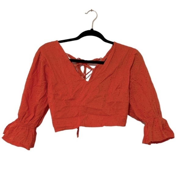 NWT Women’s Eyelet Crop Top and Pep Hem Mini Skirt Matching Set Sz 4 - Picture 2 of 6